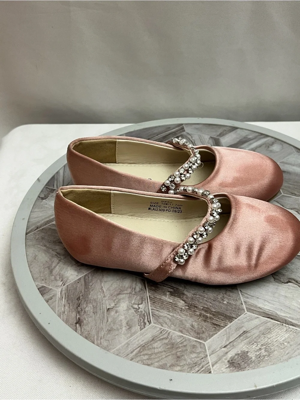 Felix & Flora Girls Pink Satin Mary Jane Dress Shoes Pearl Rhinestone Size 10